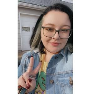 Meet your Posher, Hannah